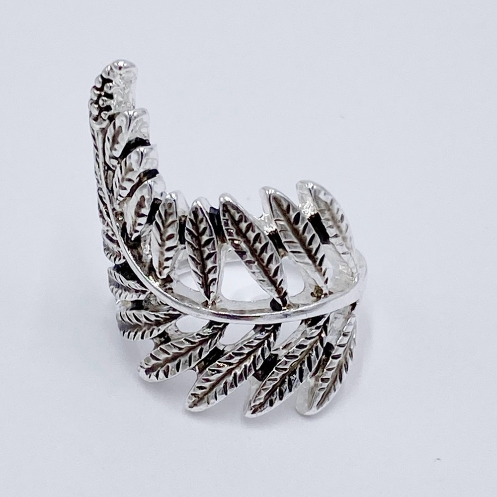 Leaf Silver Tone Ring